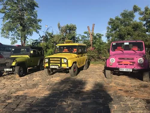 Jeep Tour See Sunrise Mui Ne - Mui ne Sunrise sand dunes jeep tour