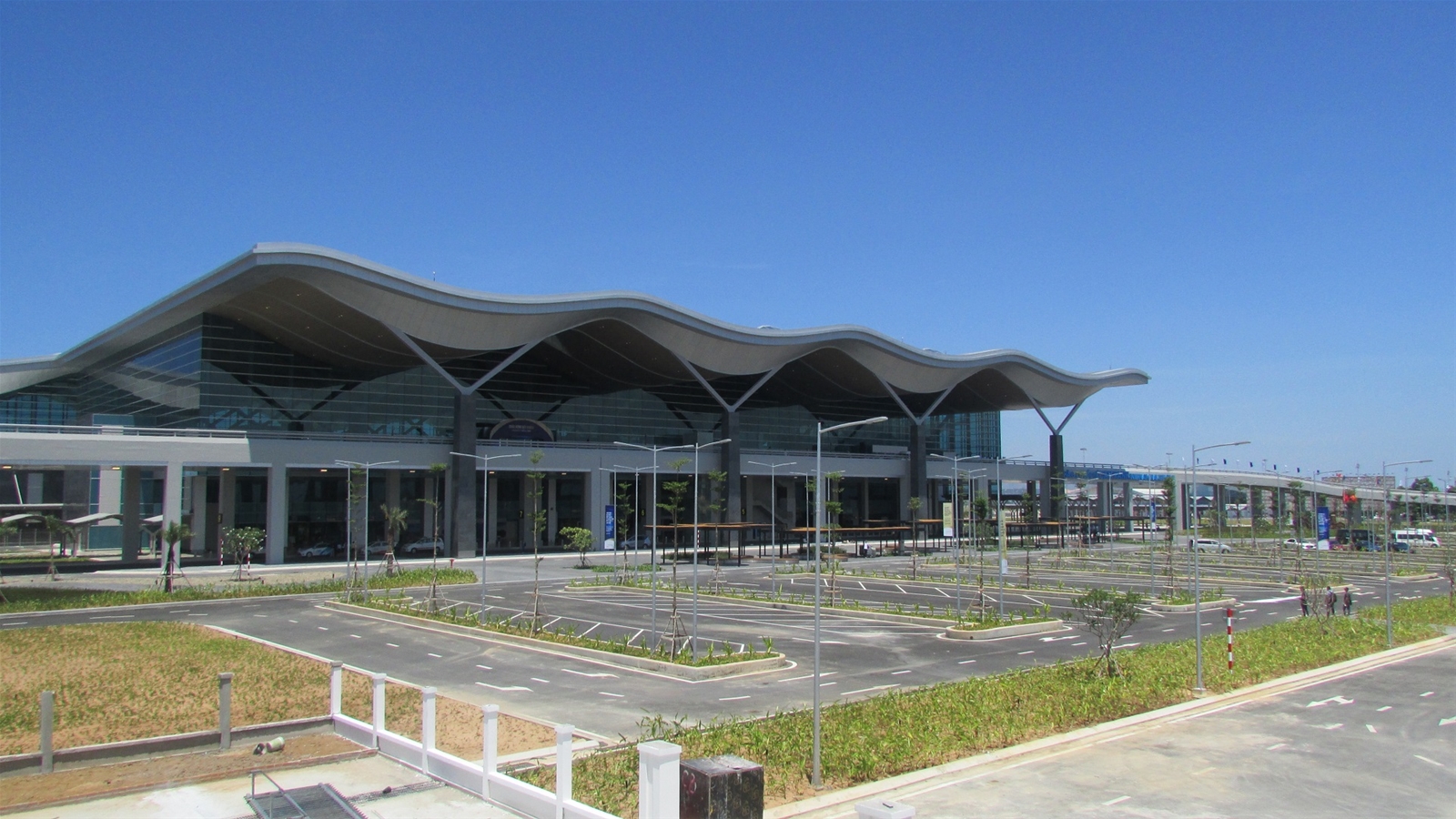 nha trang airport to hotel in nha trang city