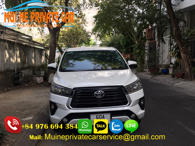 Minivan-Private-Car-rental-between-HCMC-and-Mui-ne